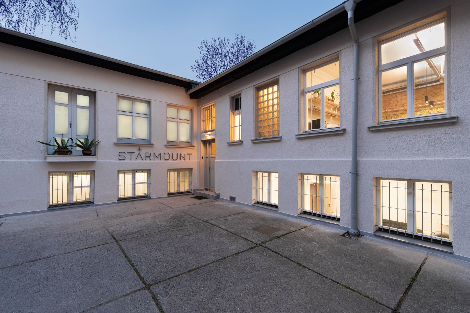 Sound post-production / Zvukové studio STARMOUNT